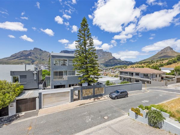 3 Bedroom Property for Sale in Bo Kaap Western Cape